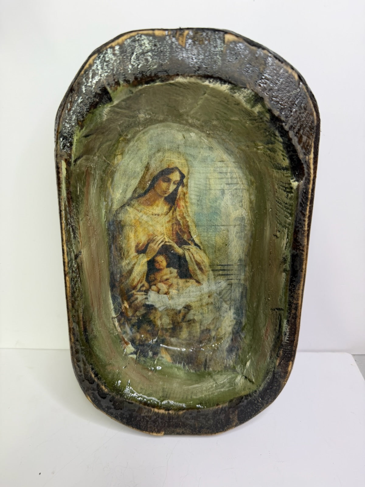 Mother & child Decorative Dough Bowl